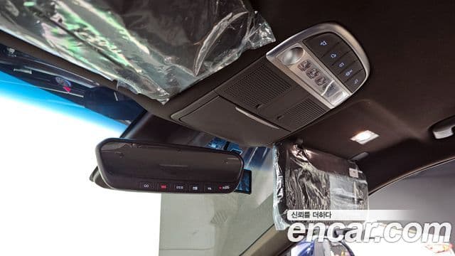 Genesis G90 Luxury, 2019 19