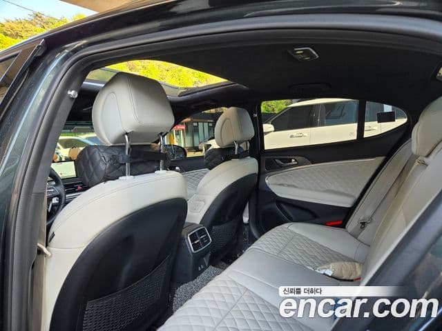 Genesis The / новый New G70, 2024 9