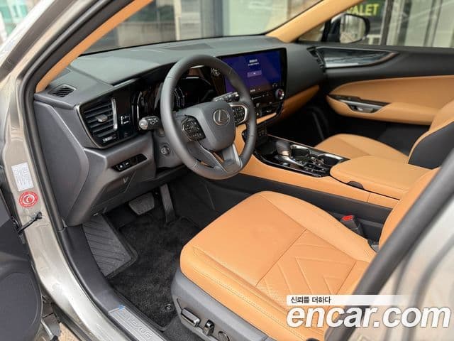 Lexus NX450h+ 2세대 Premium, 2025 12