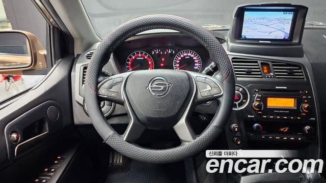 KG모빌리티(SsangYong) Korando Sport Fashion, 2015 13