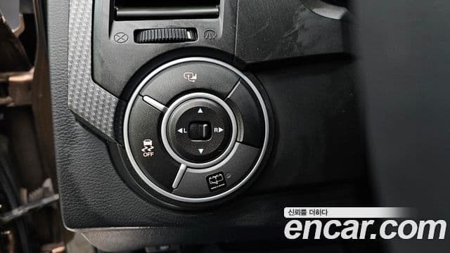 KG모빌리티(SsangYong) Korando Sport Fashion, 2015 17