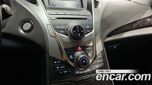 Hyundai Grandeur HG гибрид Premium, 2015 15