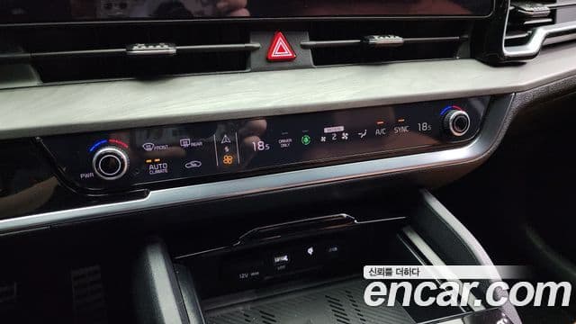 Kia Sportage 5세대 гибрид Signature Gravity 2WD, 2024 17