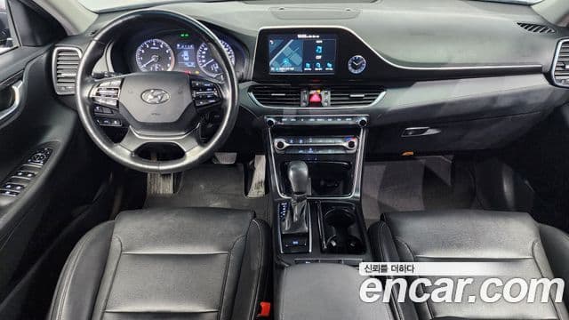 Hyundai Grandeur IG 3.0 LPi Modern Basic (арендный автомобиль), 2017 7