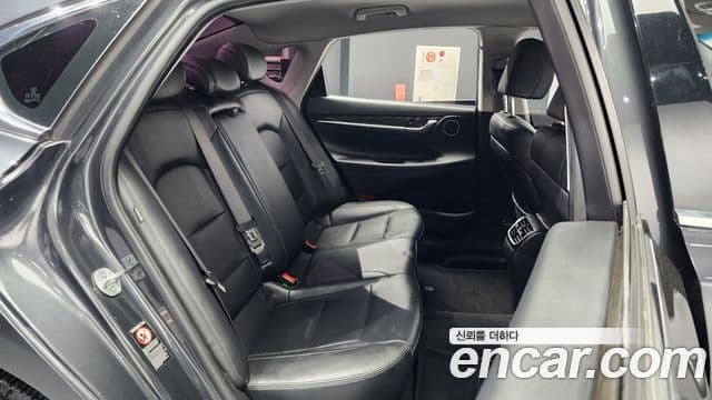 Hyundai Grandeur IG 3.0 LPi Modern Basic (арендный автомобиль), 2017 12