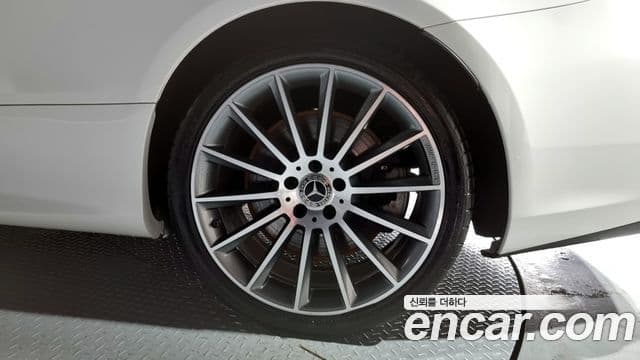 Mercedes-Benz E-класс W213 E400 4MATIC купе, 2017 все фото