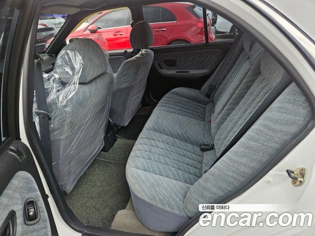 Hyundai Sonata III 1.8 GL DLX, 1996 13