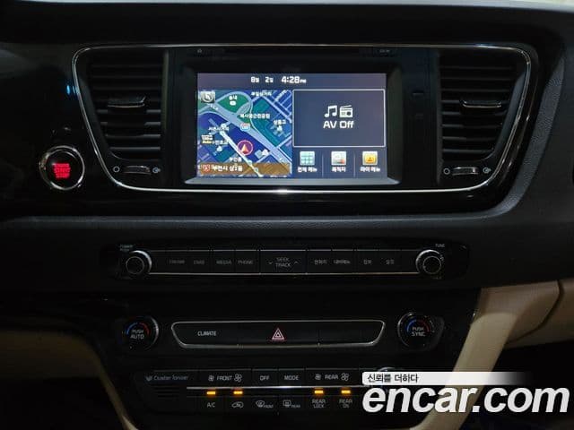 Kia All New Carnival President, 2017 12