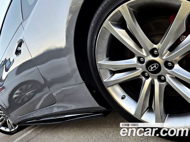 Hyundai Genesis купе 200 турбо P, 2010 15