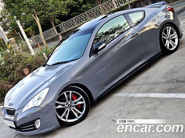 Hyundai Genesis купе 200 турбо P, 2010 18