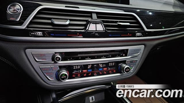 BMW 7시리즈 (G11) 740d xDrive M Sport, 2016 16