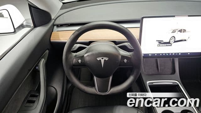 Tesla модель Y Long Range AWD, 2022 13