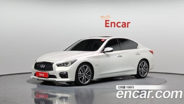 Infiniti Q50 3.5 гибрид Essence, 2016 1