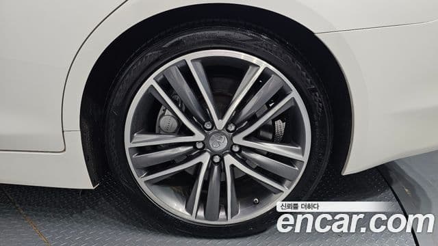 Infiniti Q50 3.5 гибрид Essence, 2016 все фото