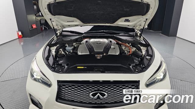 Infiniti Q50 3.5 гибрид Essence, 2016 6