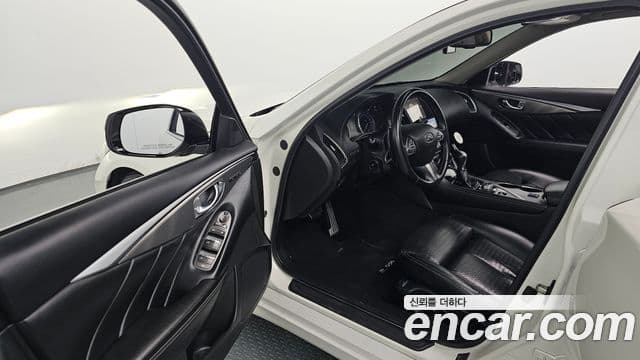 Infiniti Q50 3.5 гибрид Essence, 2016 11