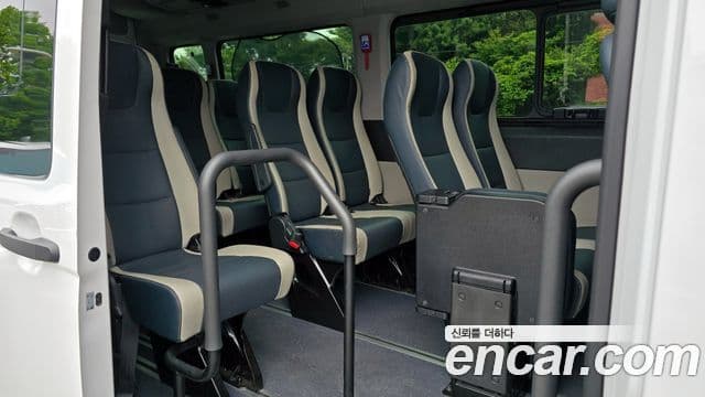 Hyundai 쏠라티 Luxury, 2023 12