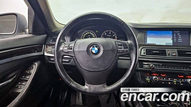 BMW 5시리즈 (F10), 2011 13