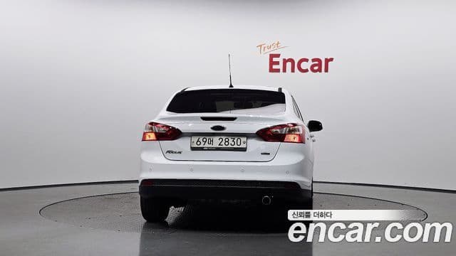 Ford 포커스 3세대, 2013 4