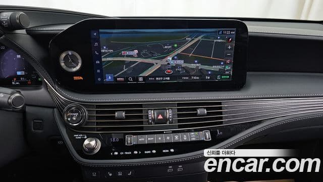 Lexus LS500h 5세대 3.5 Luxury AWD, 2024 14