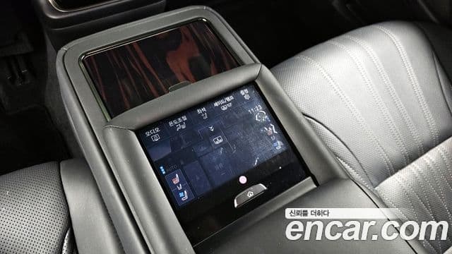 Lexus LS500h 5세대 3.5 Luxury AWD, 2024 18