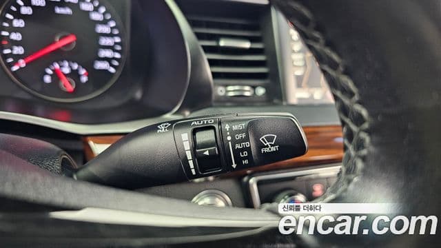 Kia All New K7 3.0 LPI Luxury (арендный автомобиль), 2016 15