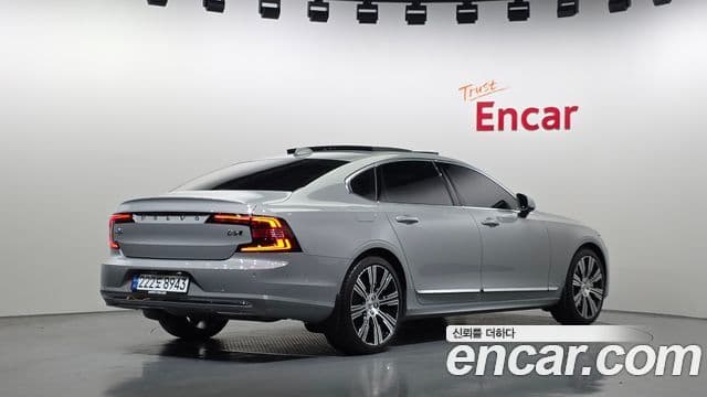 Volvo S90 B6 AWD Ultra Bright, 2025 2