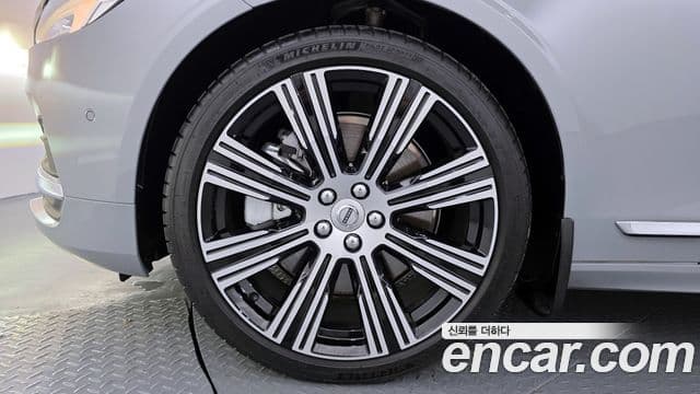 Volvo S90 B6 AWD Ultra Bright, 2025 все фото