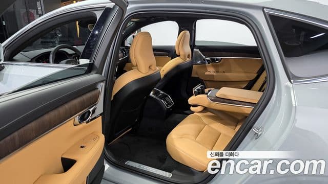 Volvo S90 B6 AWD Ultra Bright, 2025 11