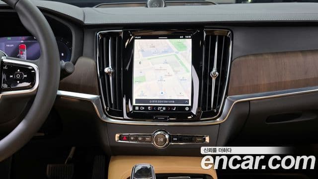 Volvo S90 B6 AWD Ultra Bright, 2025 19