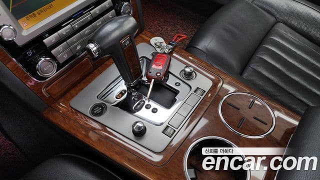 Volkswagen 페이톤 VW611, 2012 9