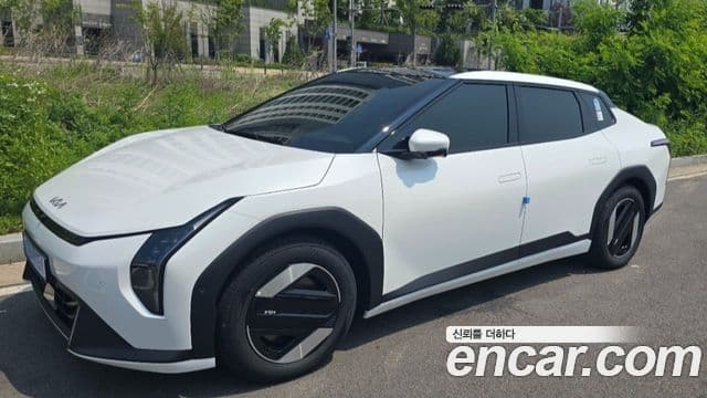 Kia EV4 Earth, 2026 1