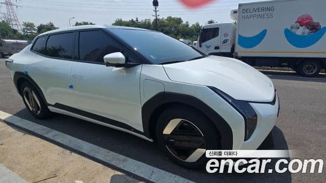 Kia EV4 Earth, 2026 2