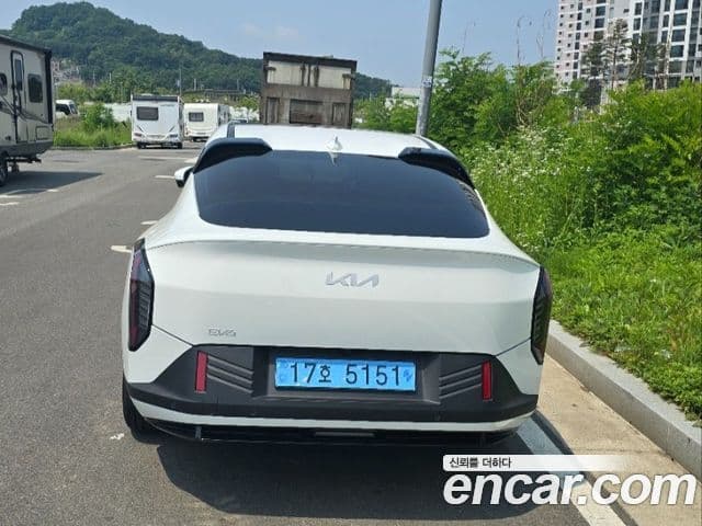 Kia EV4 Earth, 2026 7