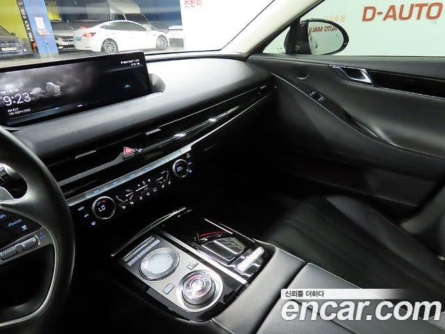 Genesis G80 (RG3) бензин 2.5 турбо AWD, 2021 10