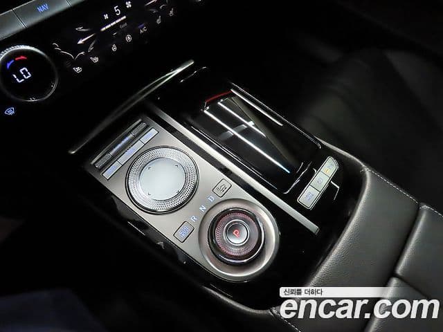 Genesis G80 (RG3) бензин 2.5 турбо AWD, 2021 12