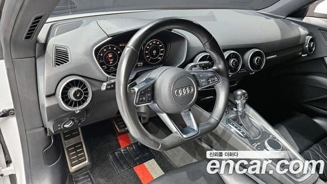 Audi TT (8S) купе 45 TFSI Quattro, 2016 13