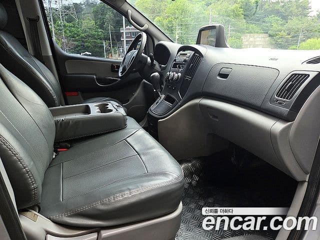 Hyundai Grand Starex CVX Deluxe, 2014 8