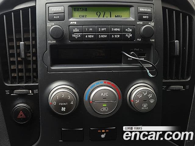 Hyundai Grand Starex CVX Deluxe, 2014 12