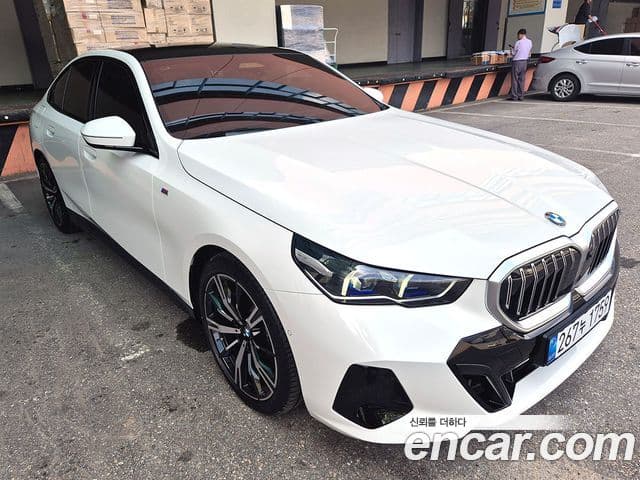 BMW 5시리즈 (G60) 530i xDrive M Sport, 2025 2