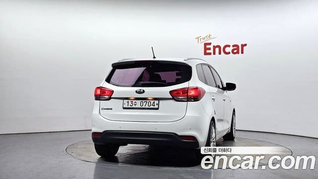 Kia All New Carens Prestige, 2016 4