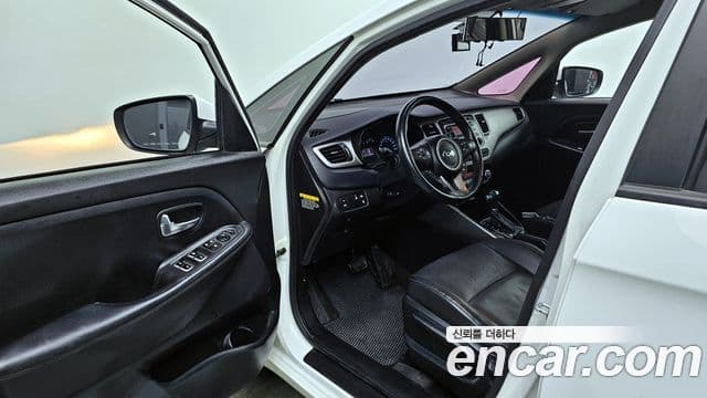 Kia All New Carens Prestige, 2016 10