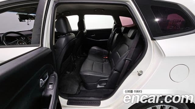 Kia All New Carens Prestige, 2016 11