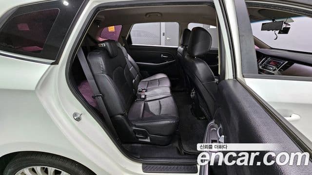 Kia All New Carens Prestige, 2016 12