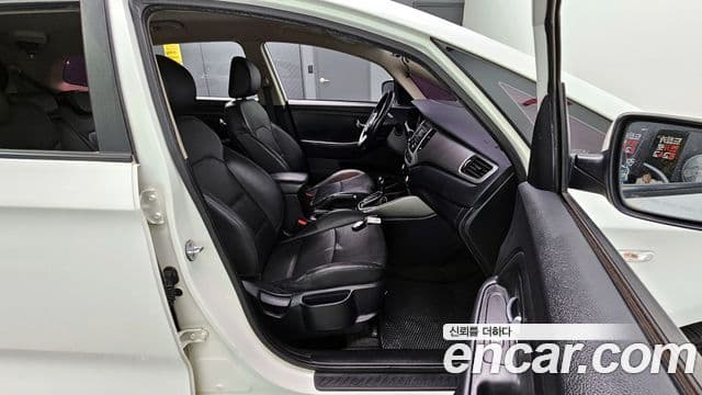 Kia All New Carens Prestige, 2016 13