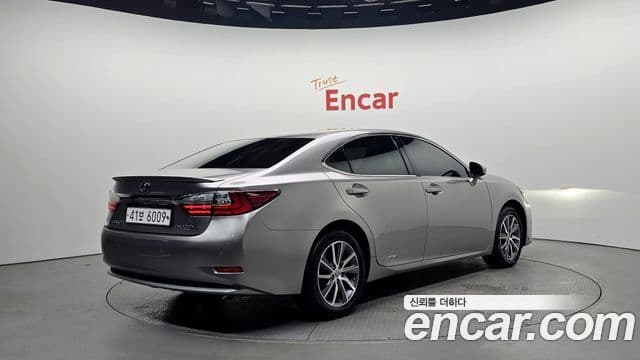 Lexus New ES300h XV60, 2018 2