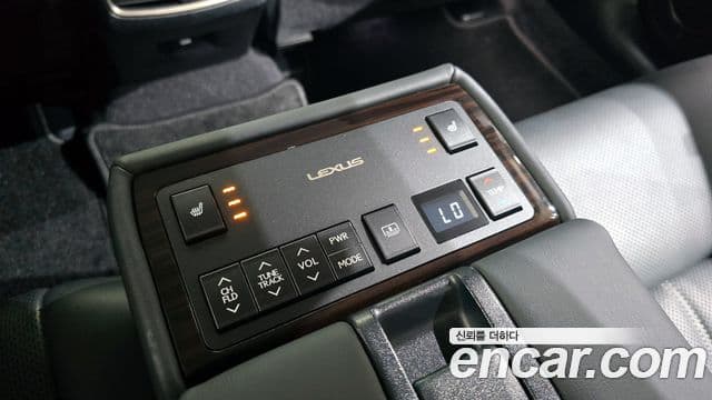 Lexus New ES300h XV60, 2018 18