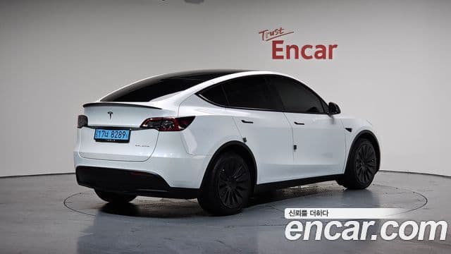 Tesla модель Y Long Range AWD, 2022 2