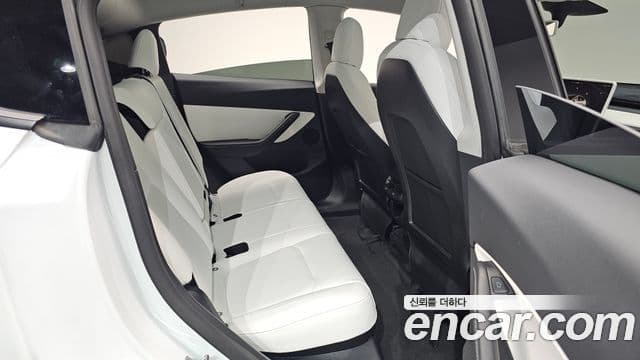 Tesla модель Y Long Range AWD, 2022 11