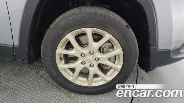 Jeep Cherokee(KL) 2.2 дизель Longitude AWD, 2016 все фото